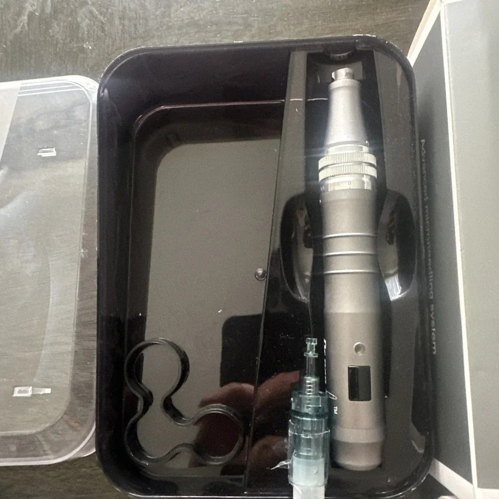 Dr.Pen microneedling pen